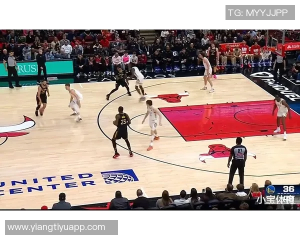 巴特勒上半场表现抢眼5中4砍下15分4板4助助力球队领先